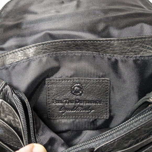 Osgoode Marley Genuine Leather Crossbody Bag Flap - Picture 2 of 12